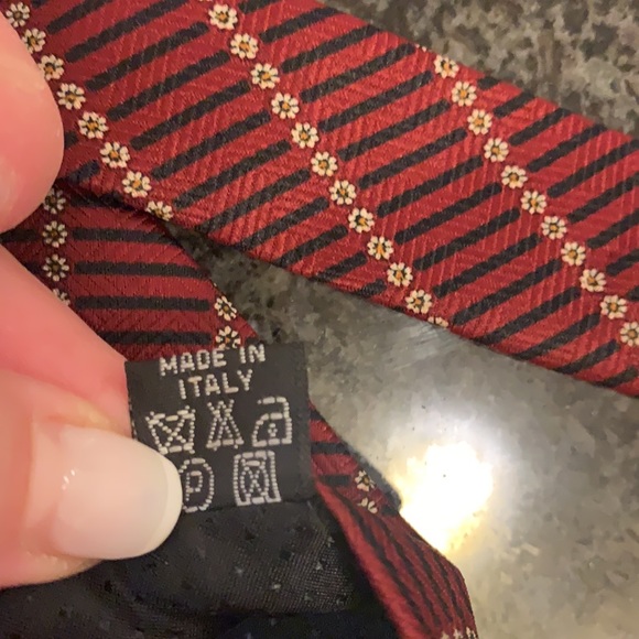 Versace tie - Picture 6 of 8